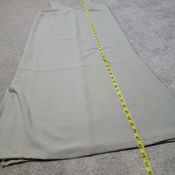 LULULEMON / 6 / Women's V-Neck Reversible Side Split Casual Midi Length Dress - Picture 11 of 11
